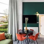 Clifton House I Free Private Parking Apartment Bristol