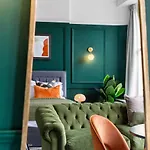 Apartment Clifton House I Free Private Parking *