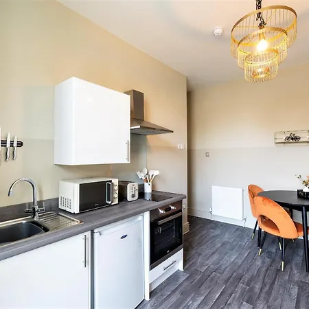 Διαμέρισμα Clifton House I Free Private Parking