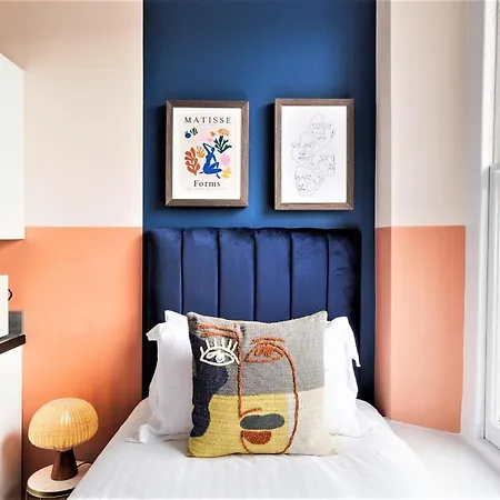 Clifton House I Free Private Parking Apartment Bristol
