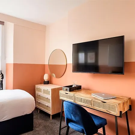 Clifton House I Free Private Parking Διαμέρισμα *