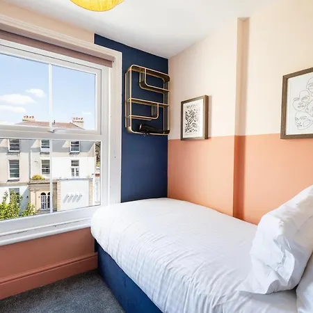 شقة Clifton House I Free Private Parking بريستول
