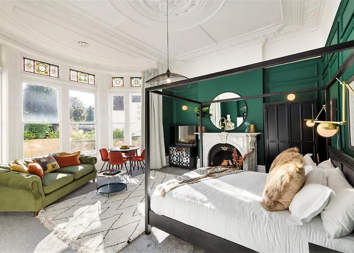 Clifton House I Free Private Parking Бристоль