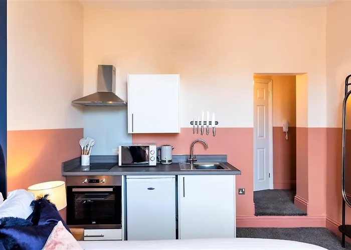 Apartamento Clifton House I Free Private Parking