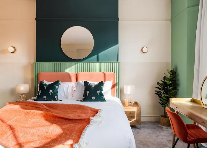 Clifton House I Free Private Parking Бристоль