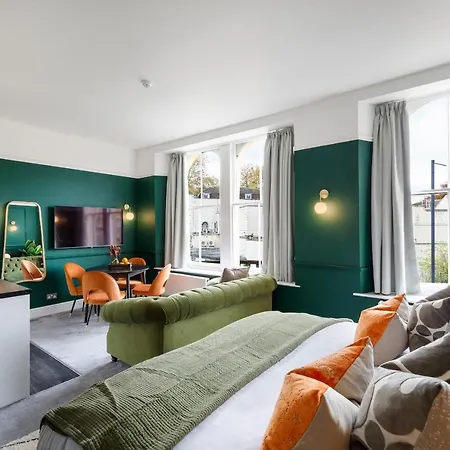 Διαμέρισμα Clifton House I Free Private Parking
